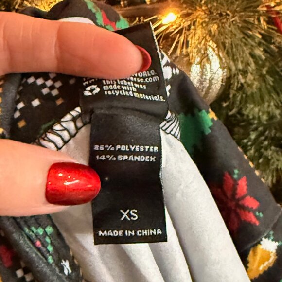 Disney Christmas Leggings - Picture 5 of 5